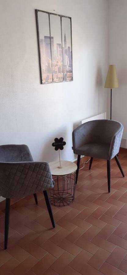Agreable Logement Proche De La Gare Et Du Polygone Apartment Beziers Bagian luar foto